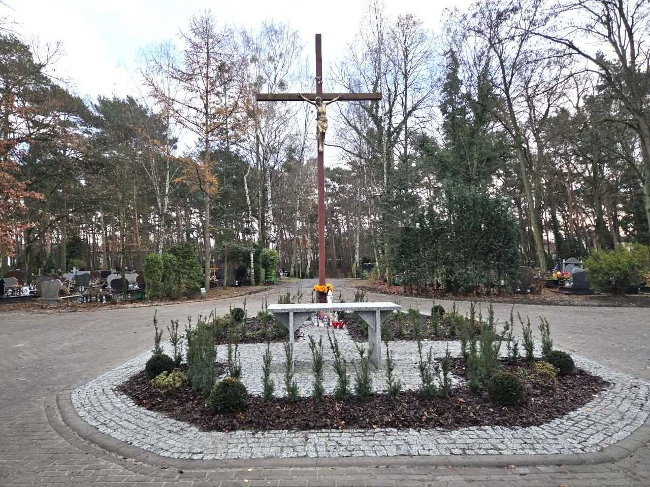 centralny plac z ołtarzem